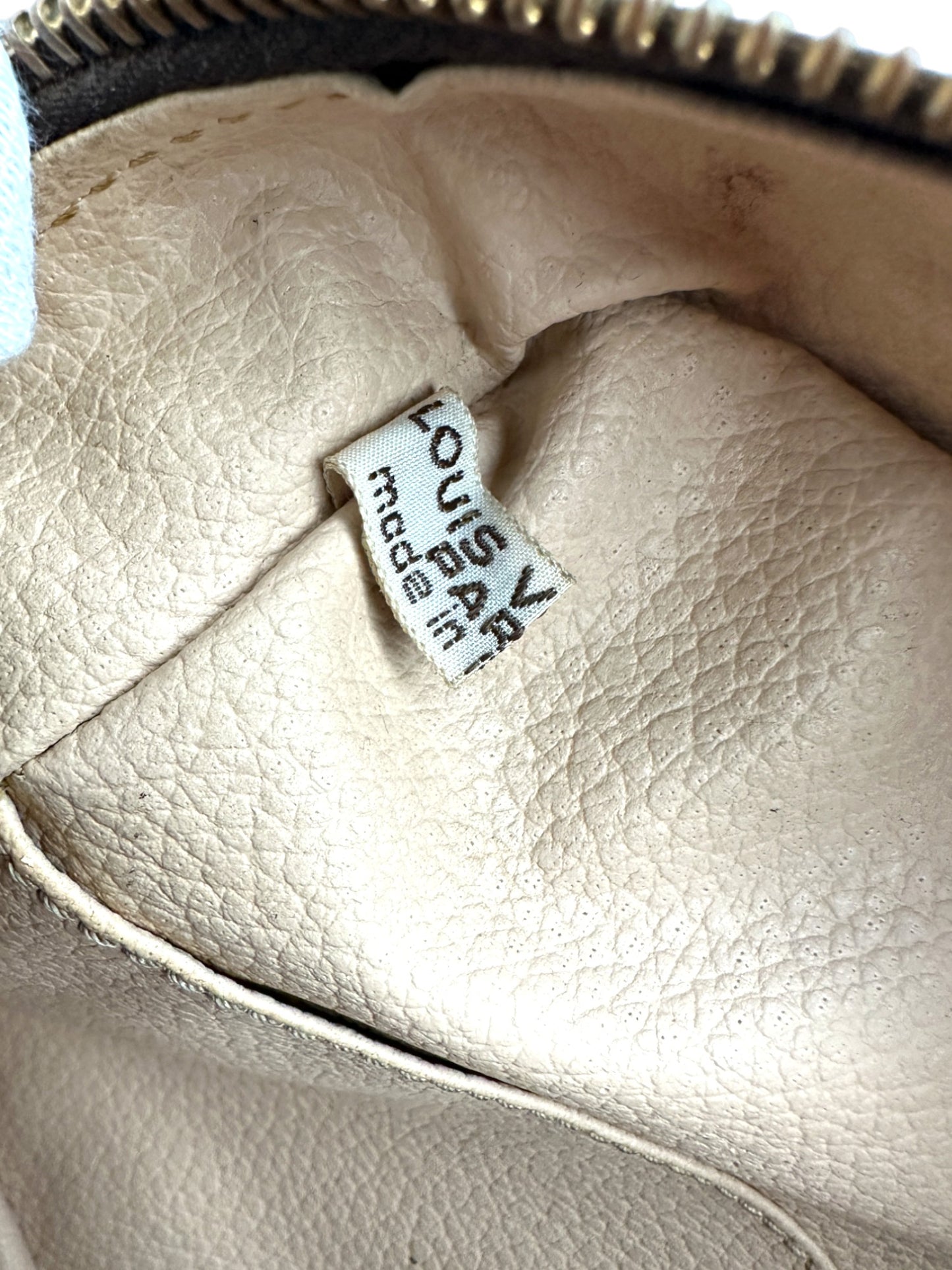 Louis Vuitton Toiletry Pouch 28
