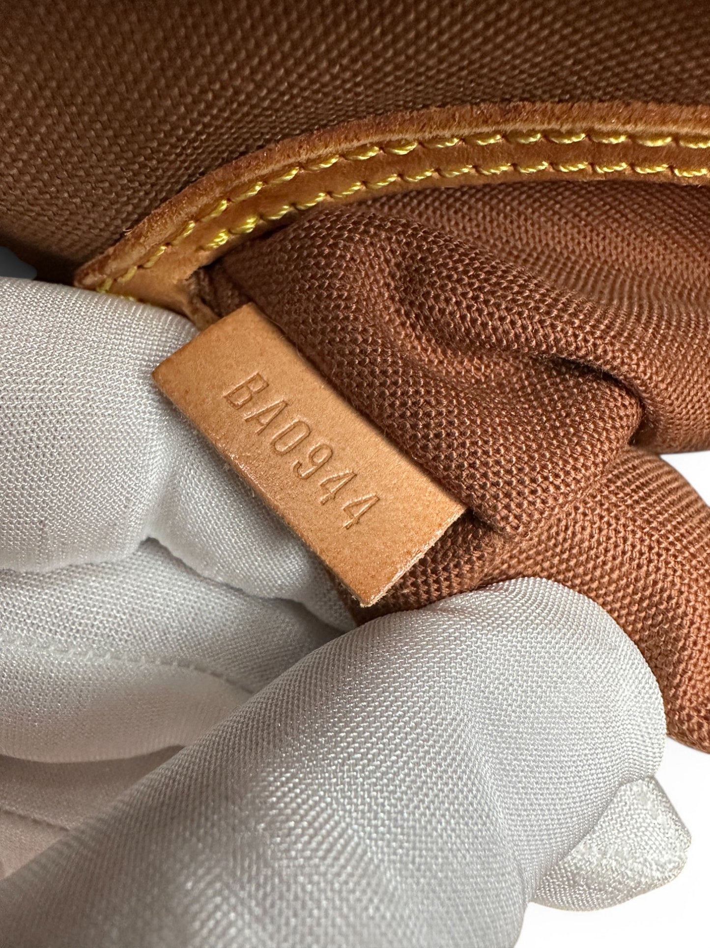Louis Vuitton Alma PM