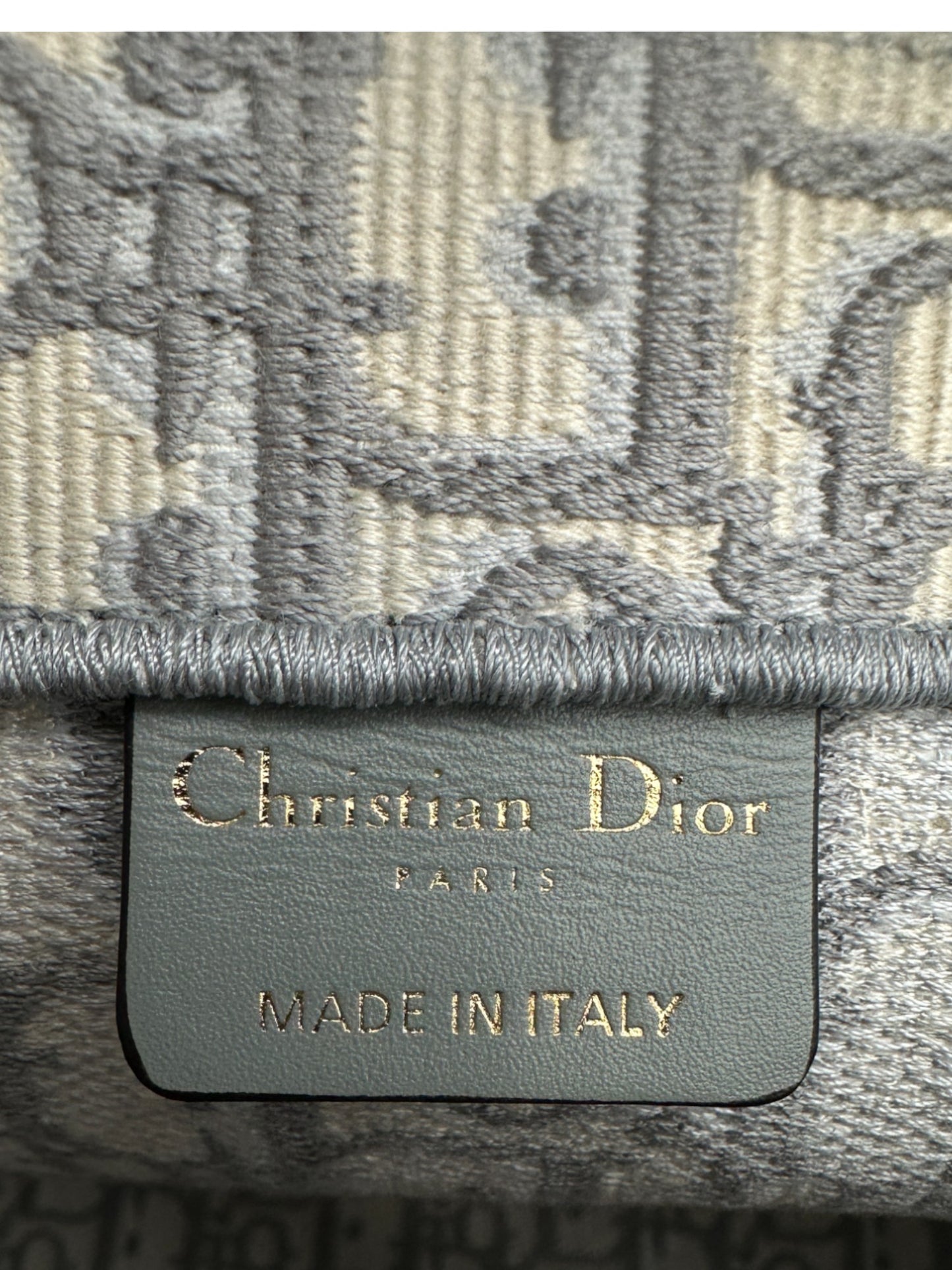 Dior Book Tote Oblique Medium