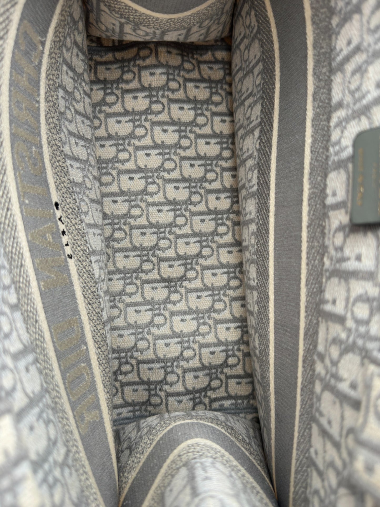 Dior Book Tote Oblique Medium