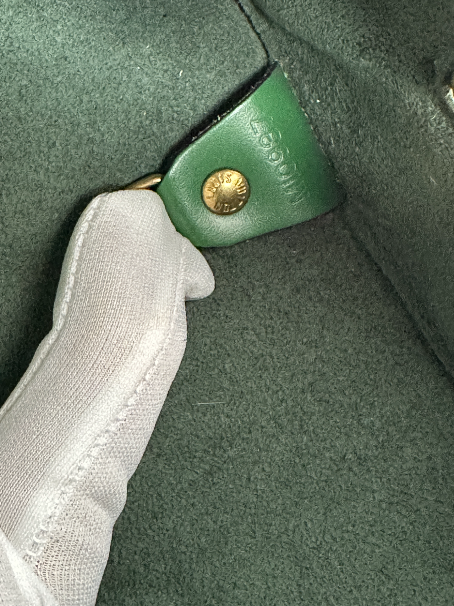 Louis Vuitton Papillon Epi Green