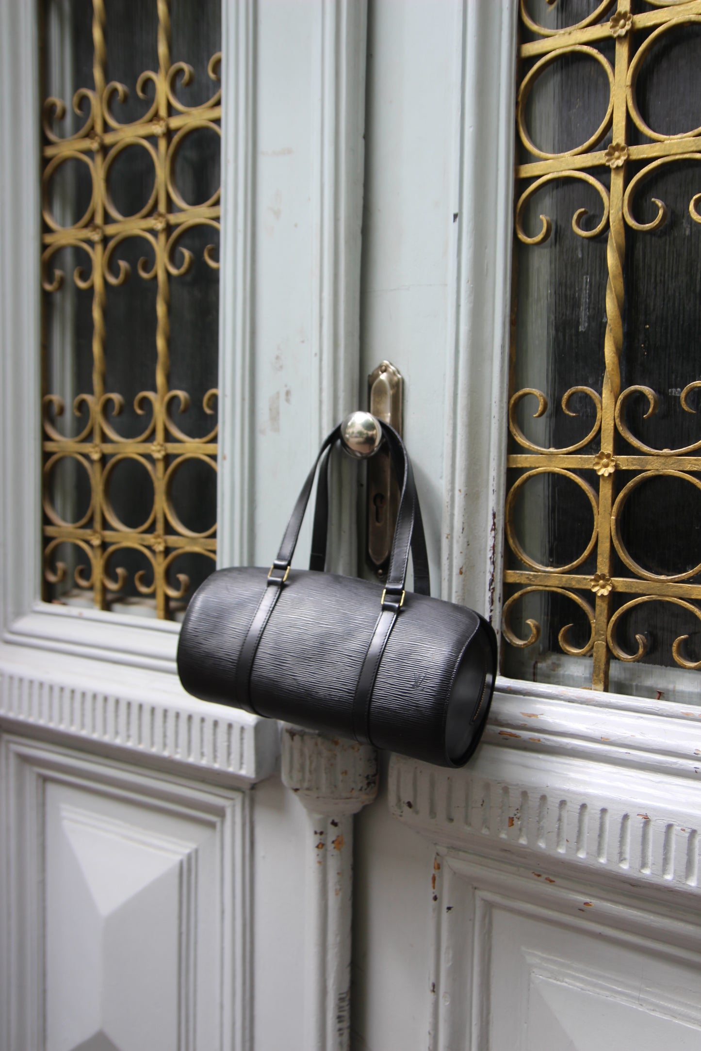 Louis Vuitton Papillon Epi black