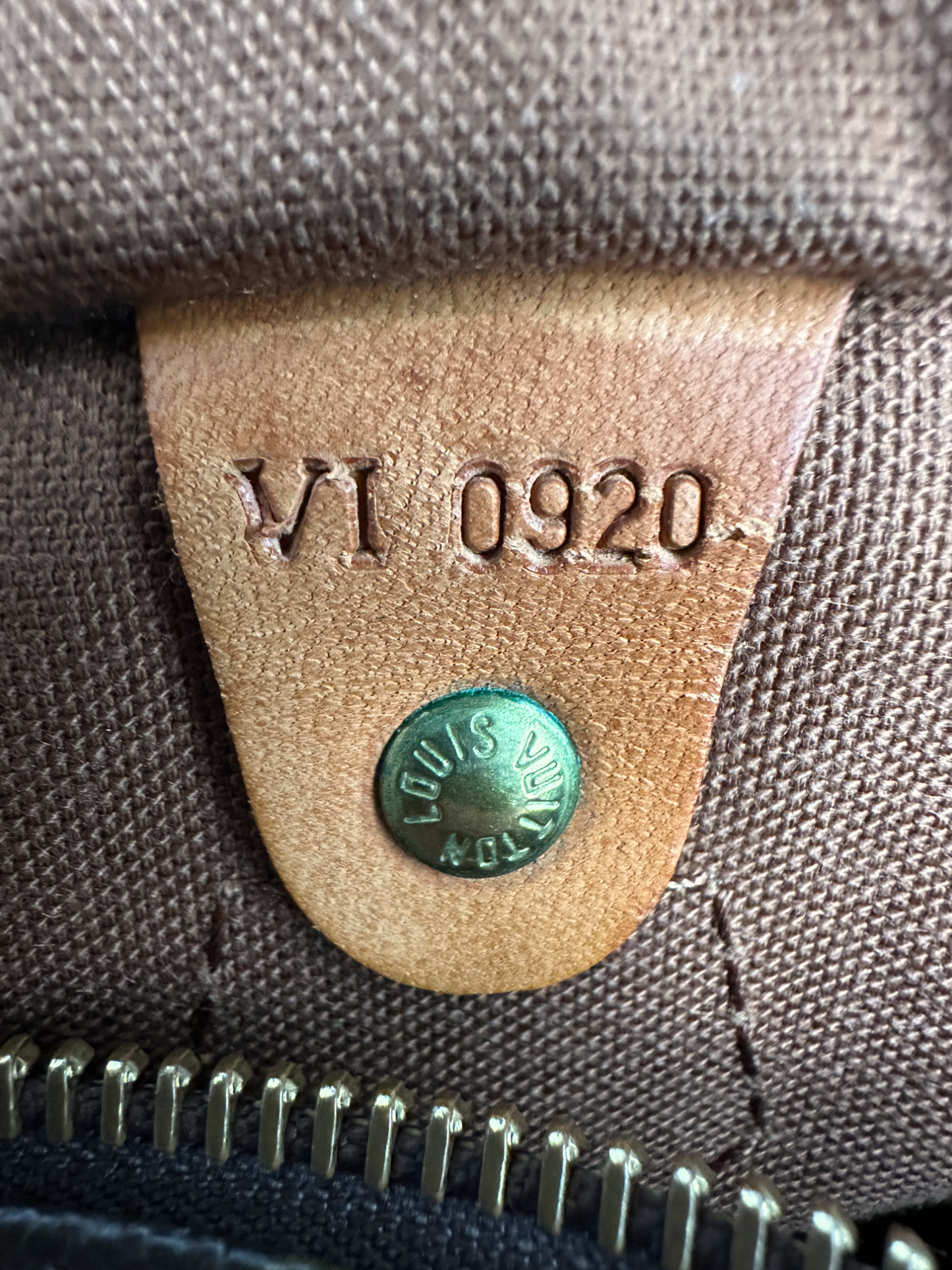 Louis Vuitton Speedy 30