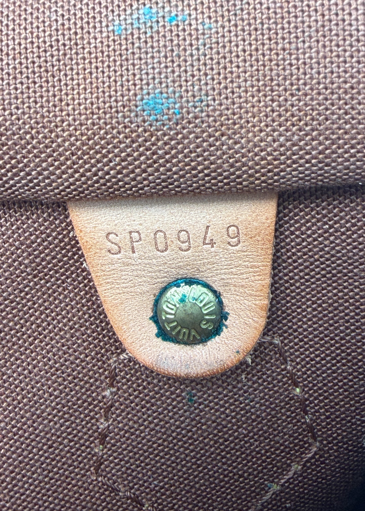 Louis Vuitton Speedy 25