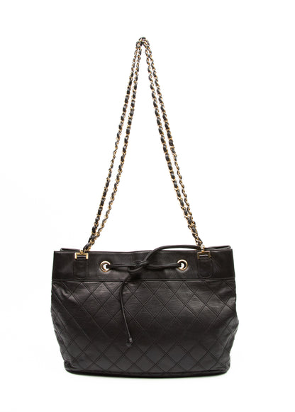 01-chanel-matelasse-tote-front