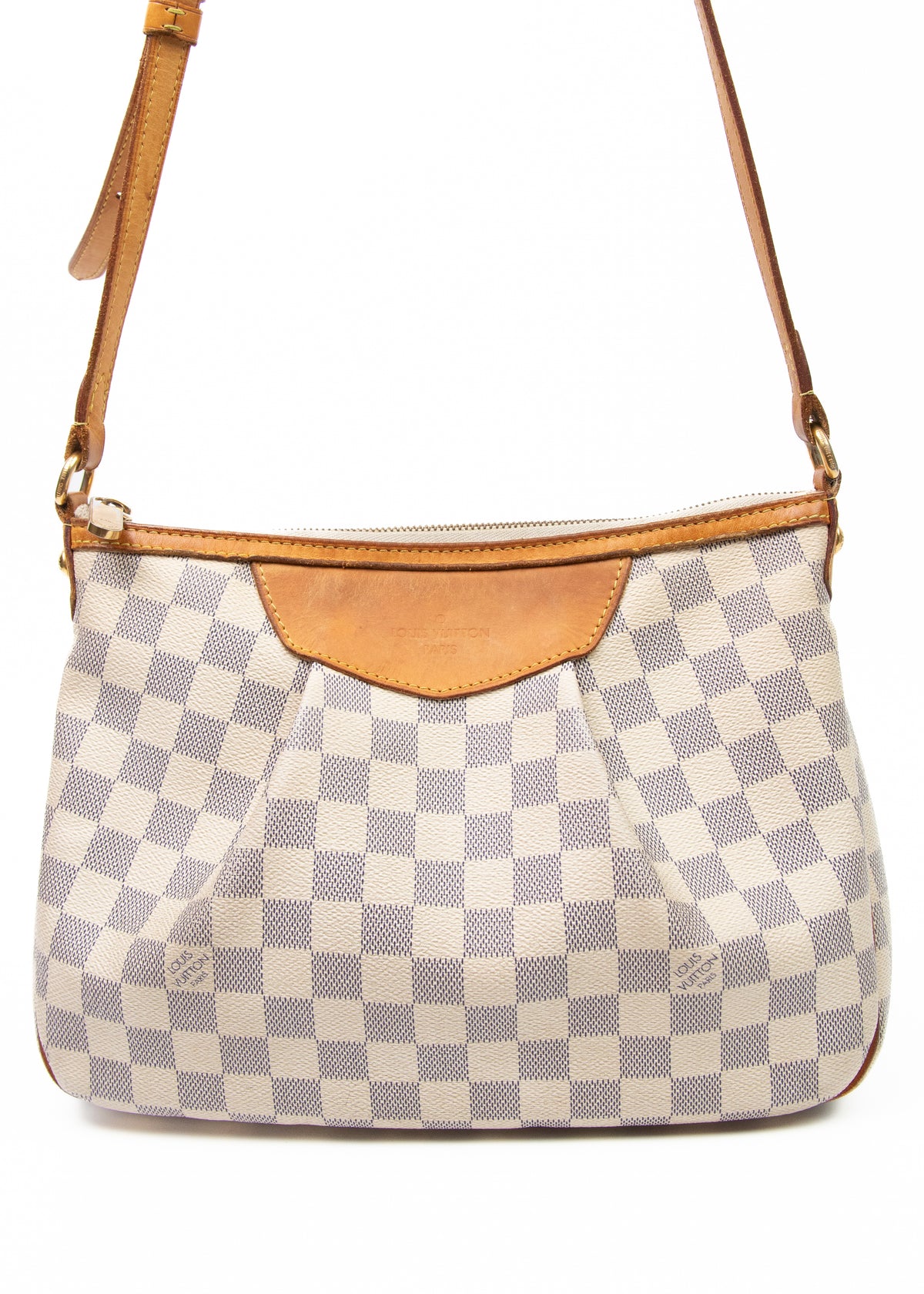 01-louis-vuitton-siracusa-pm-front