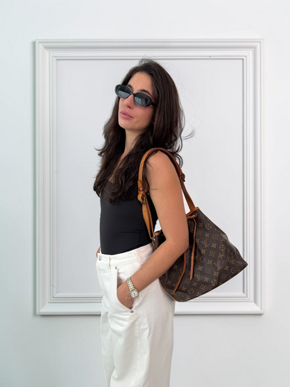 02-louis-vuitton-petit-noe-modelka