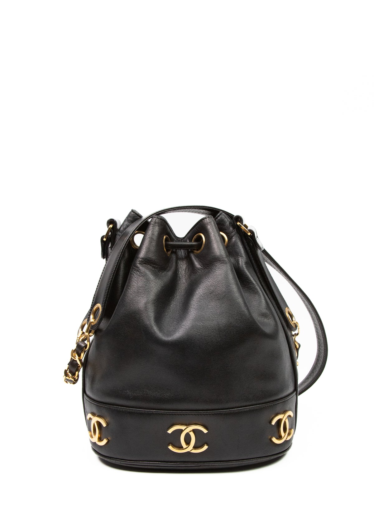 03-chanel-triple-cc-bucket-bag-tyl