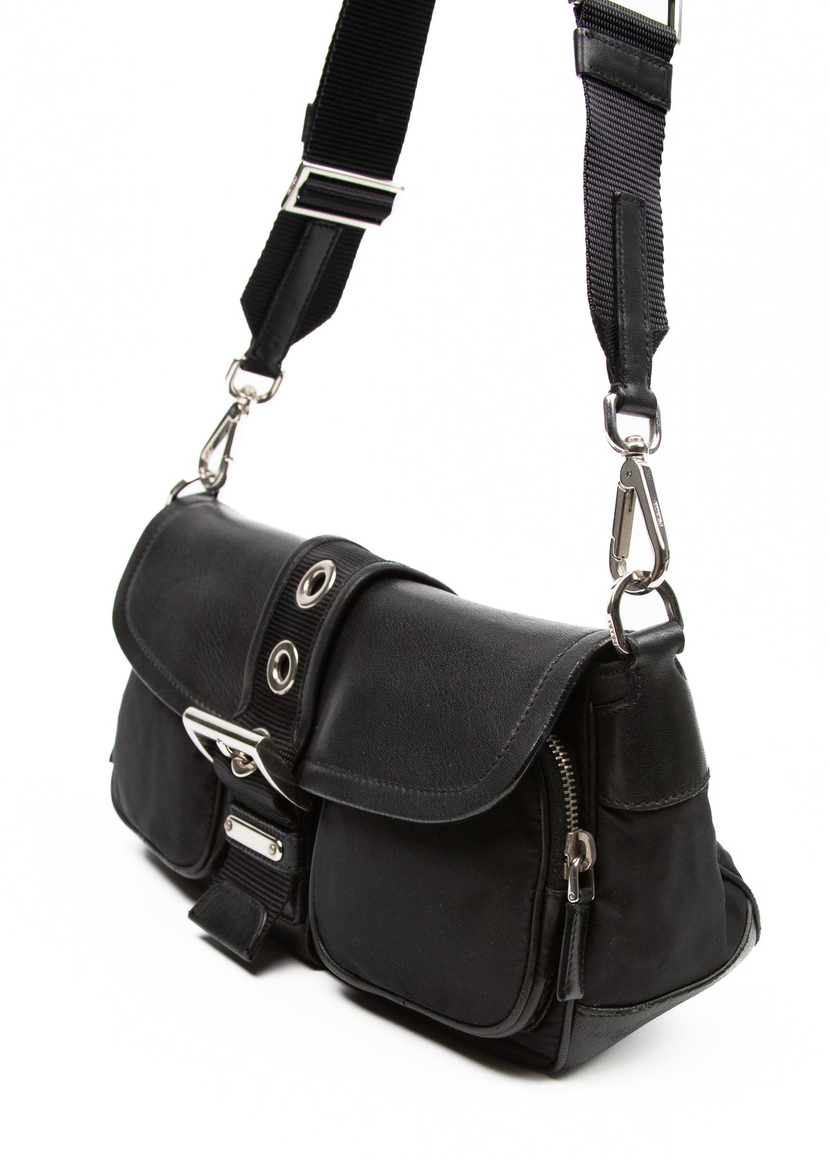 04-prada-double-pocket-calfskin-nylon-skos