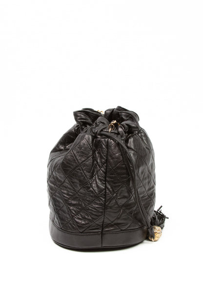 06-chanel-lambskin-quilted-mini-bucket-skos