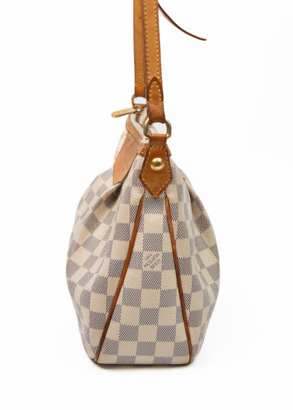 06-louis-vuitton-siracusa-pm-bok