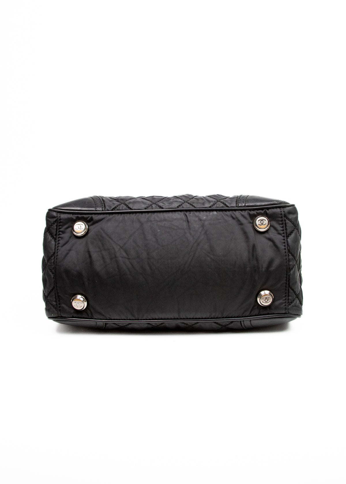07-chanel-paris-new-york-quilted-nylon-spod
