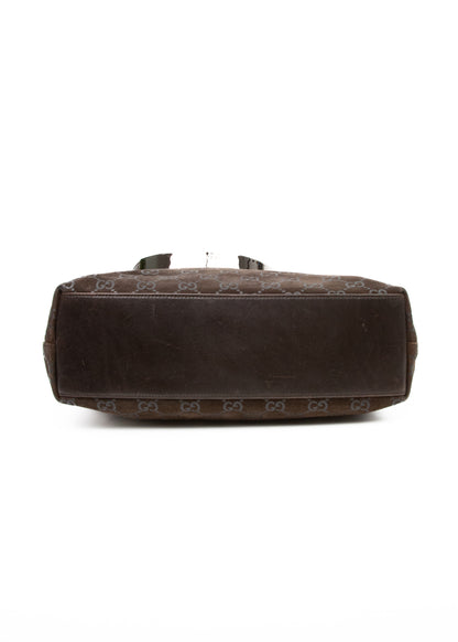 07-gucci-suede-shoulder-bag-spod