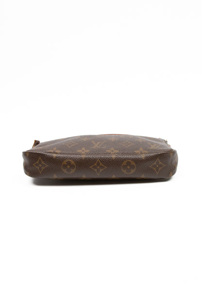 07-louis-vuitton-pochette-spod