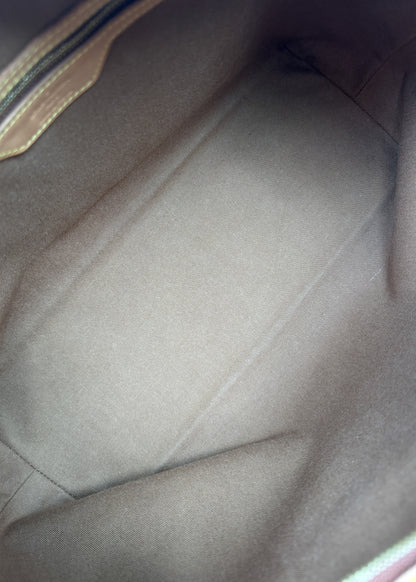 08-louis-vuitton-columbine-limited-edition-wnetrze
