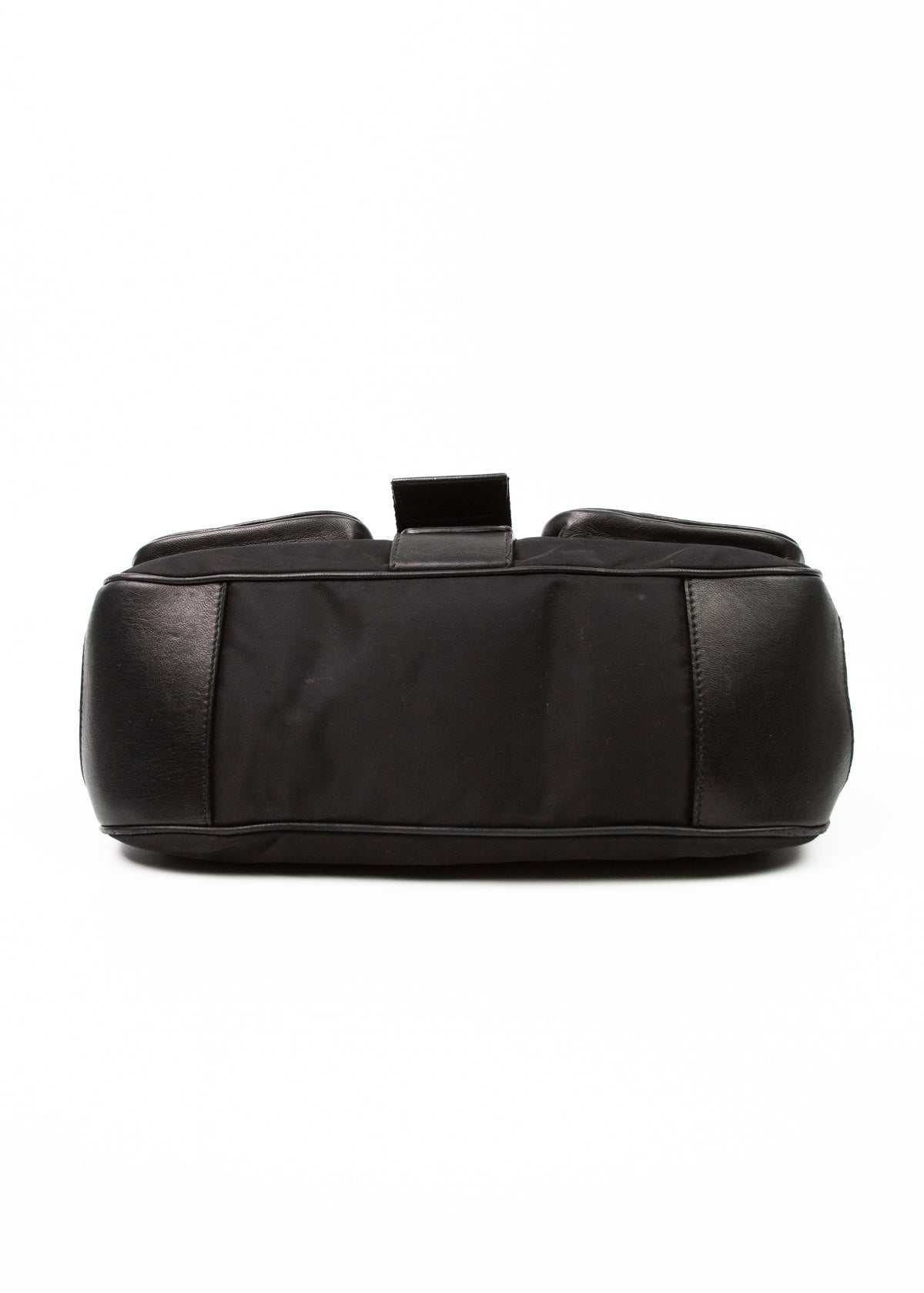 08-prada-double-pocket-calfskin-nylon-spod