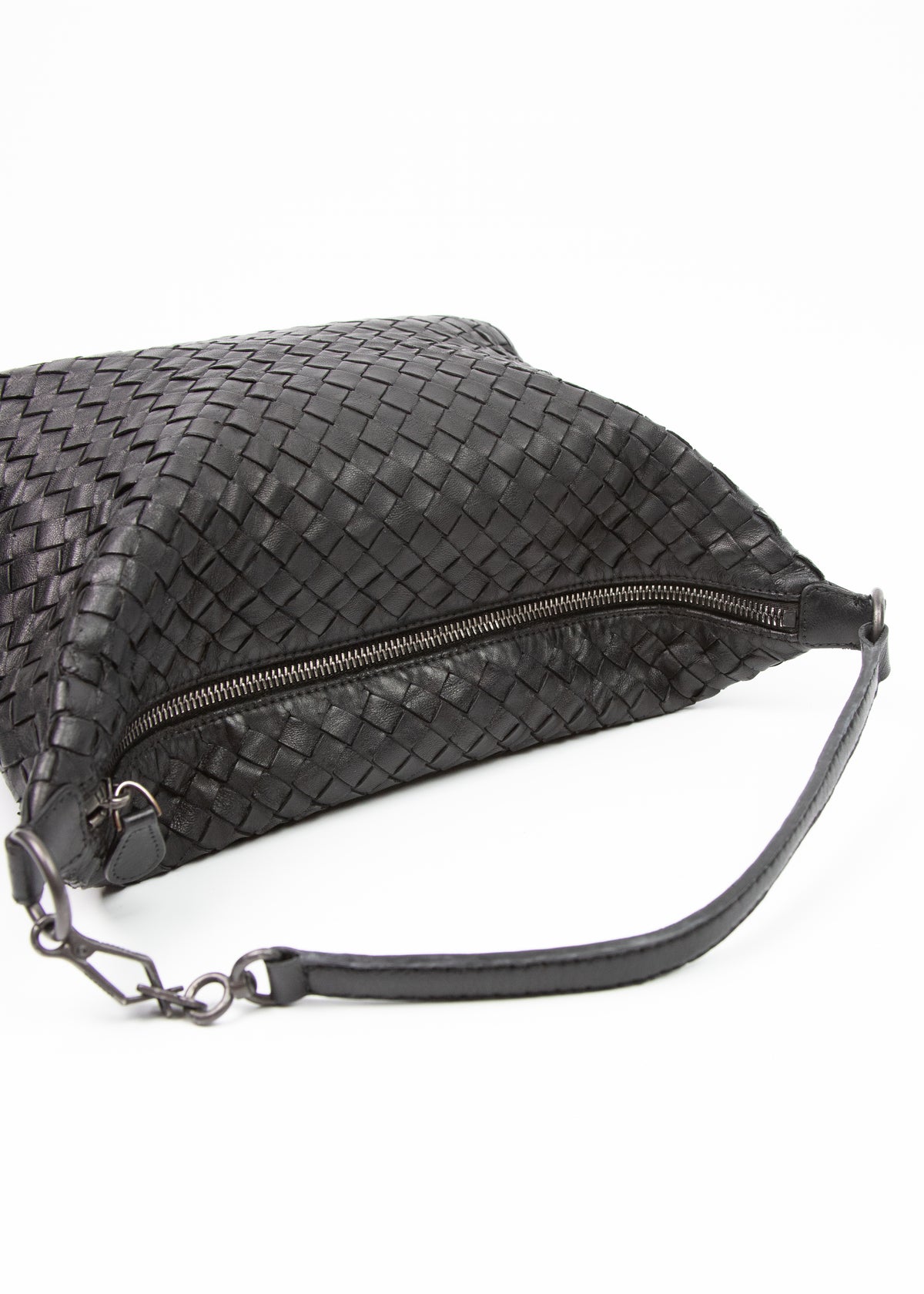 09-bottega-veneta-hobo-small-zoom-uchwyt