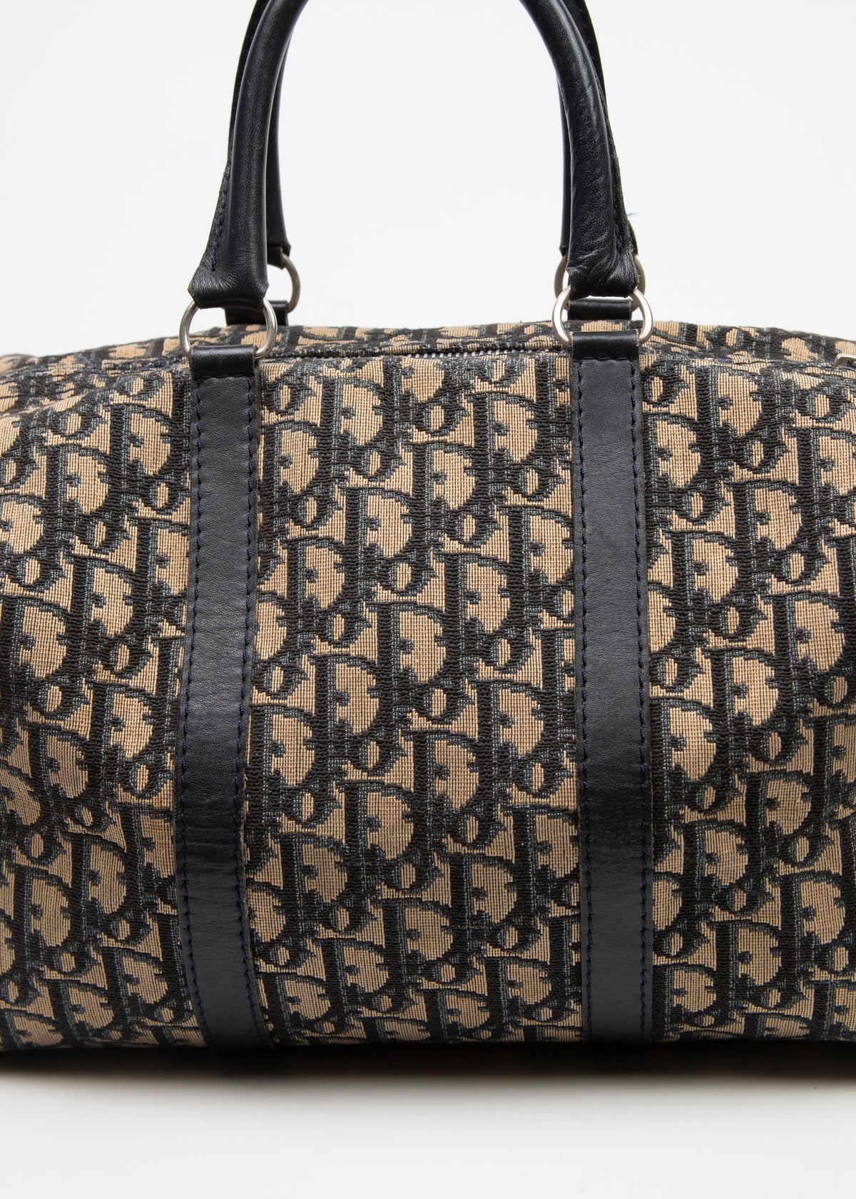 09-dior-trotter-navy-30-zoom-uchwyt