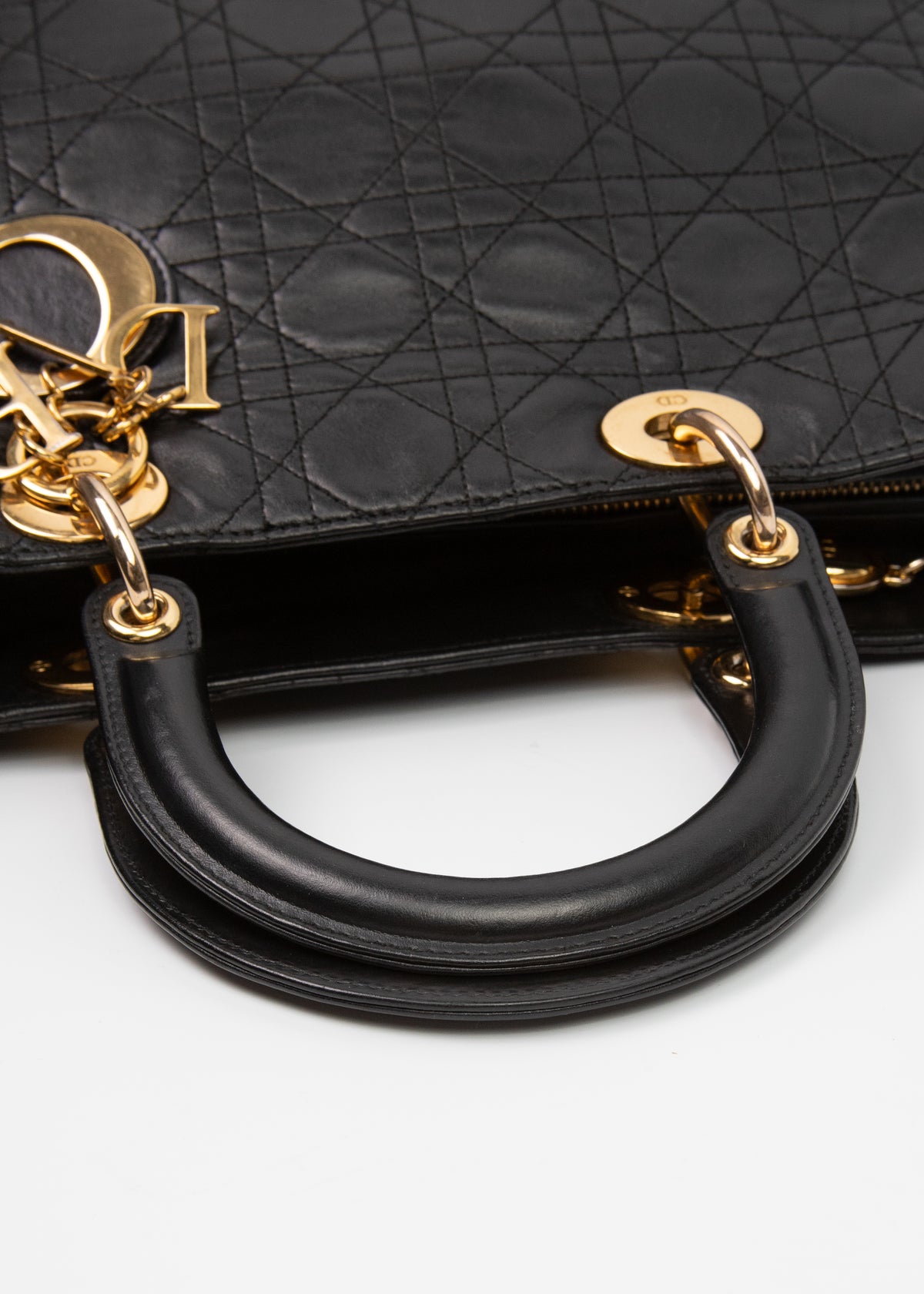 09-lady-dior-large-black-uchwyty