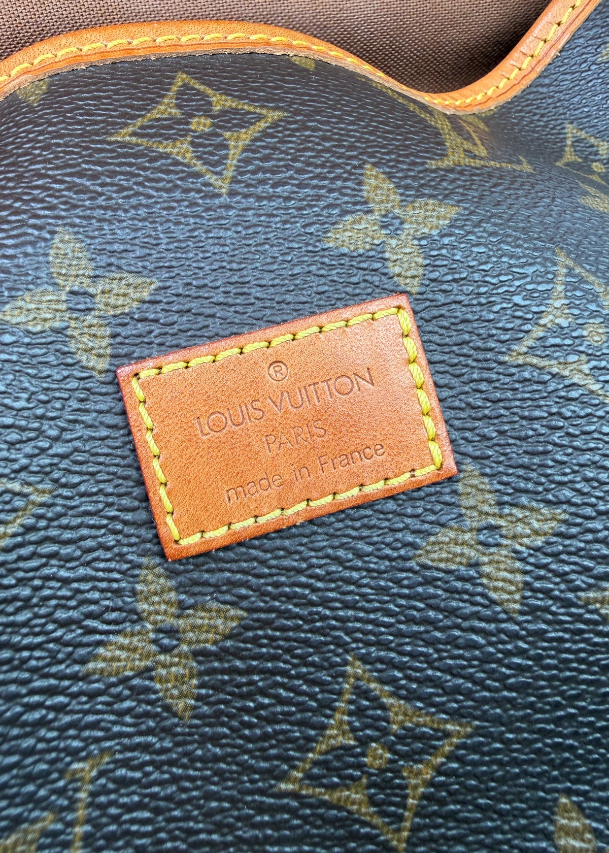 09-louis-vuitton-samur-30-okucia