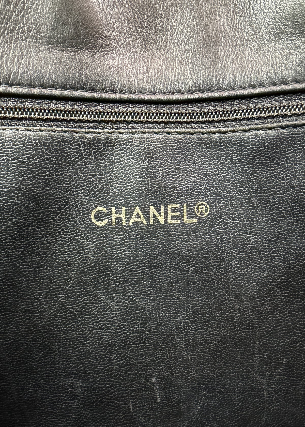 10-chanel-quilted-matelasse-double-chain-zoom-wnetrze