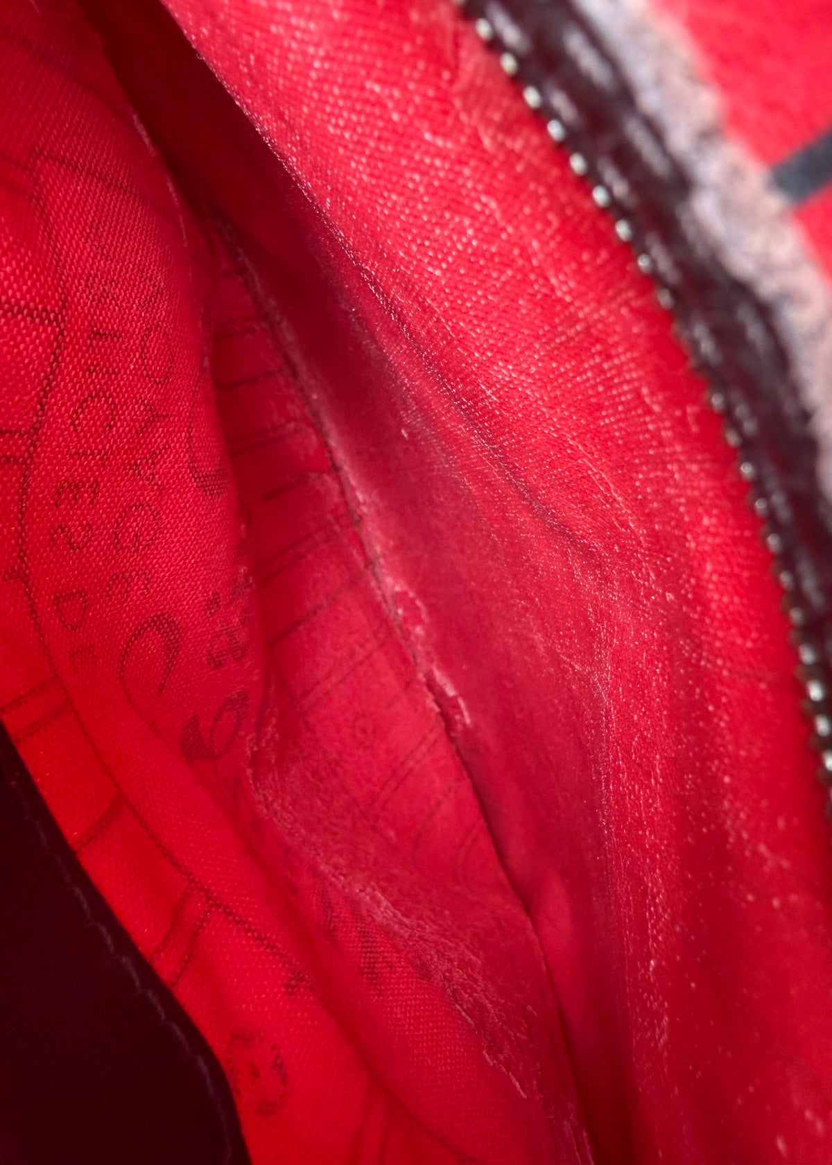 10-louis-vuitton-neverfull-mm-zoom-wnetrze