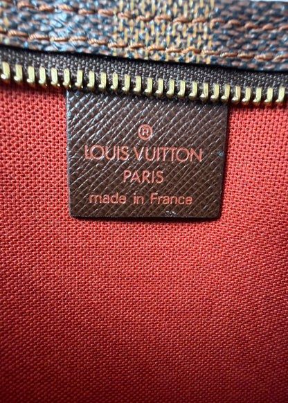 10-louis-vuitton-trousse-pochette-metka