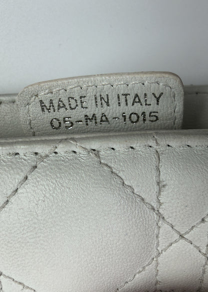 11-dior-cannage-white-leather-lady-metka