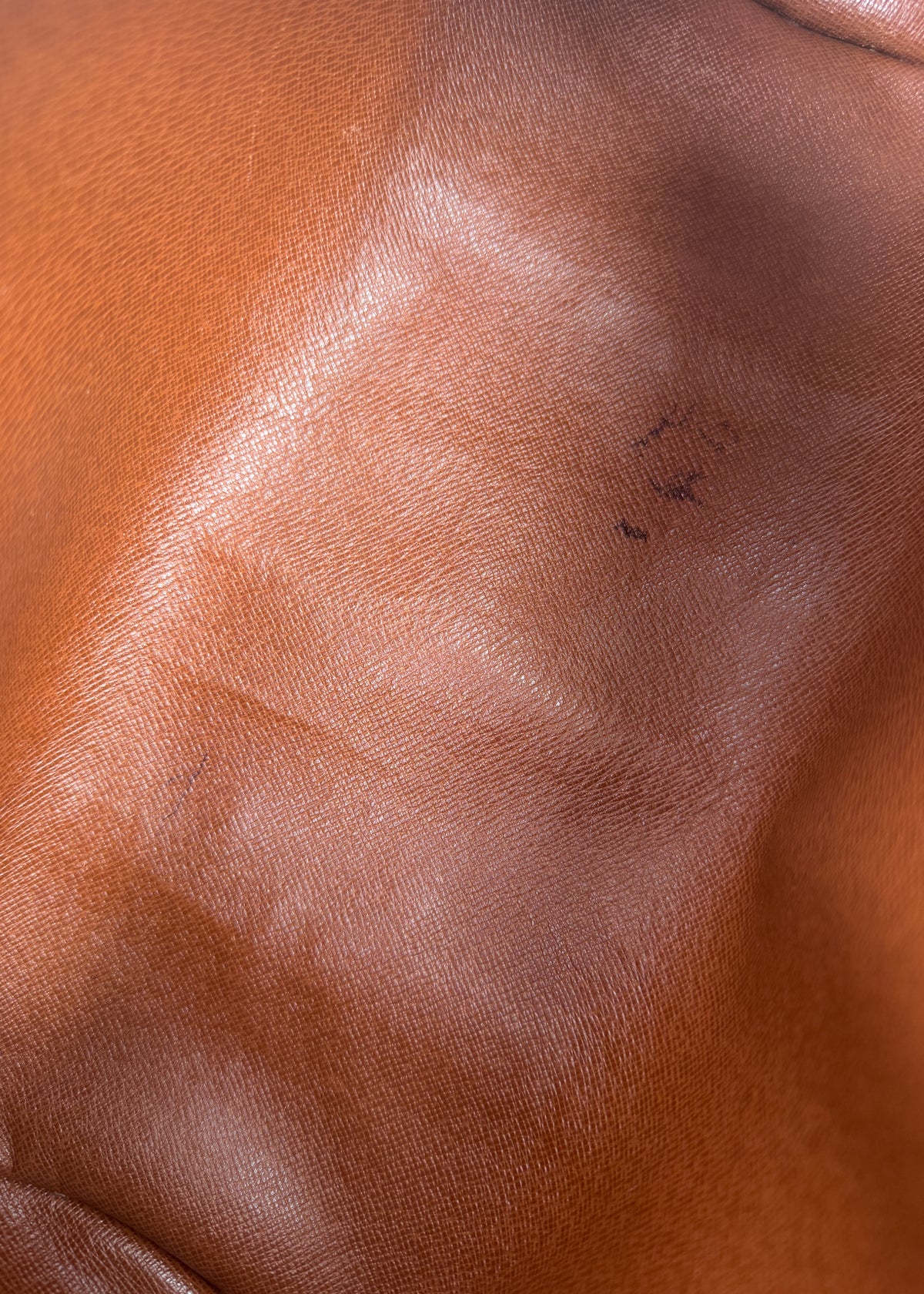 11-louis-vuitton-papillon-30-zoom-uchwyt