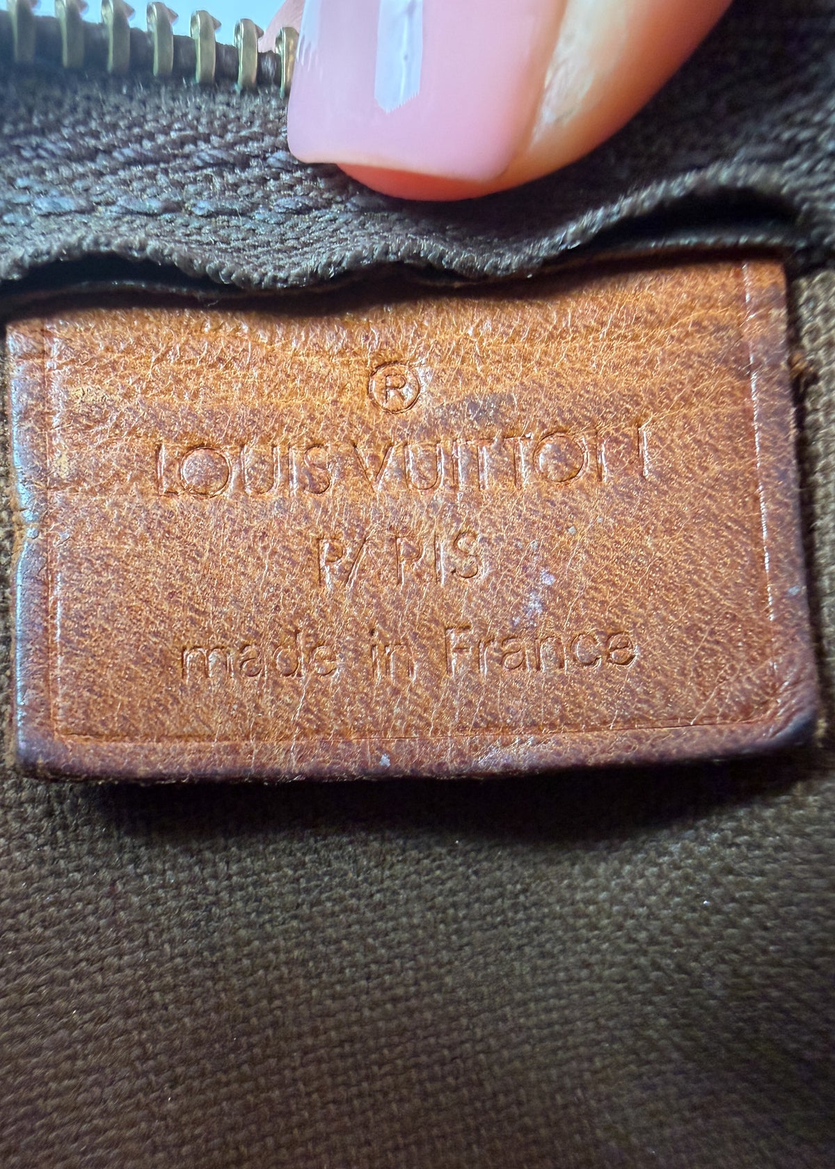 11-louis-vuitton-speedy-nano-metka