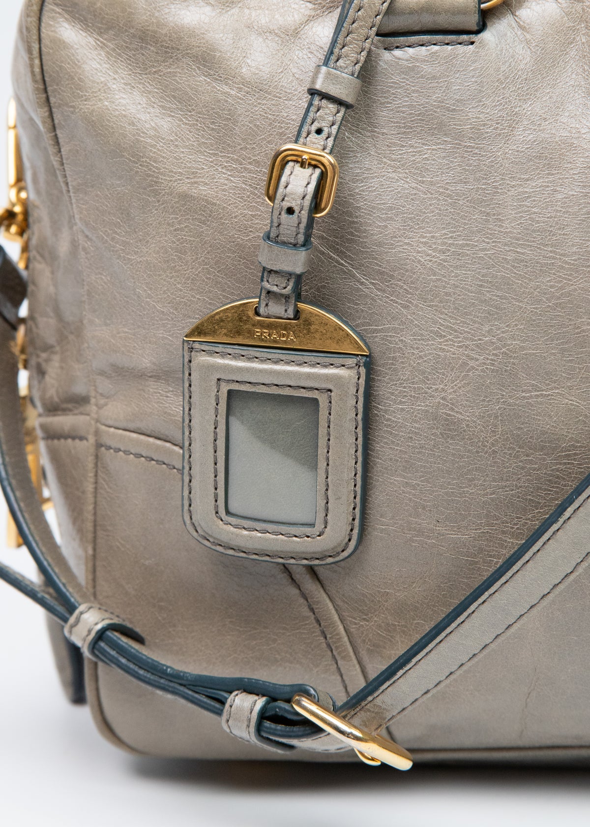 11-prada-vitello-shine-zoom-zawieszka