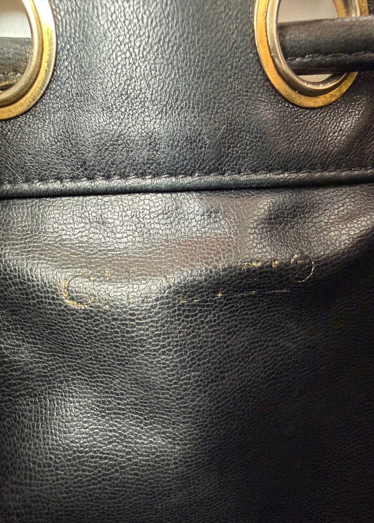 12-chanel-triple-cc-bucket-bag-zoom-korpus