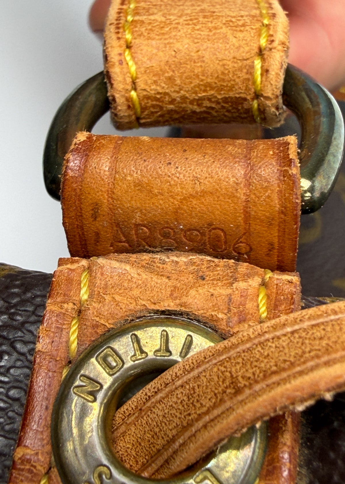 12-louis-vuitton-petit-noe-zoom-okucia