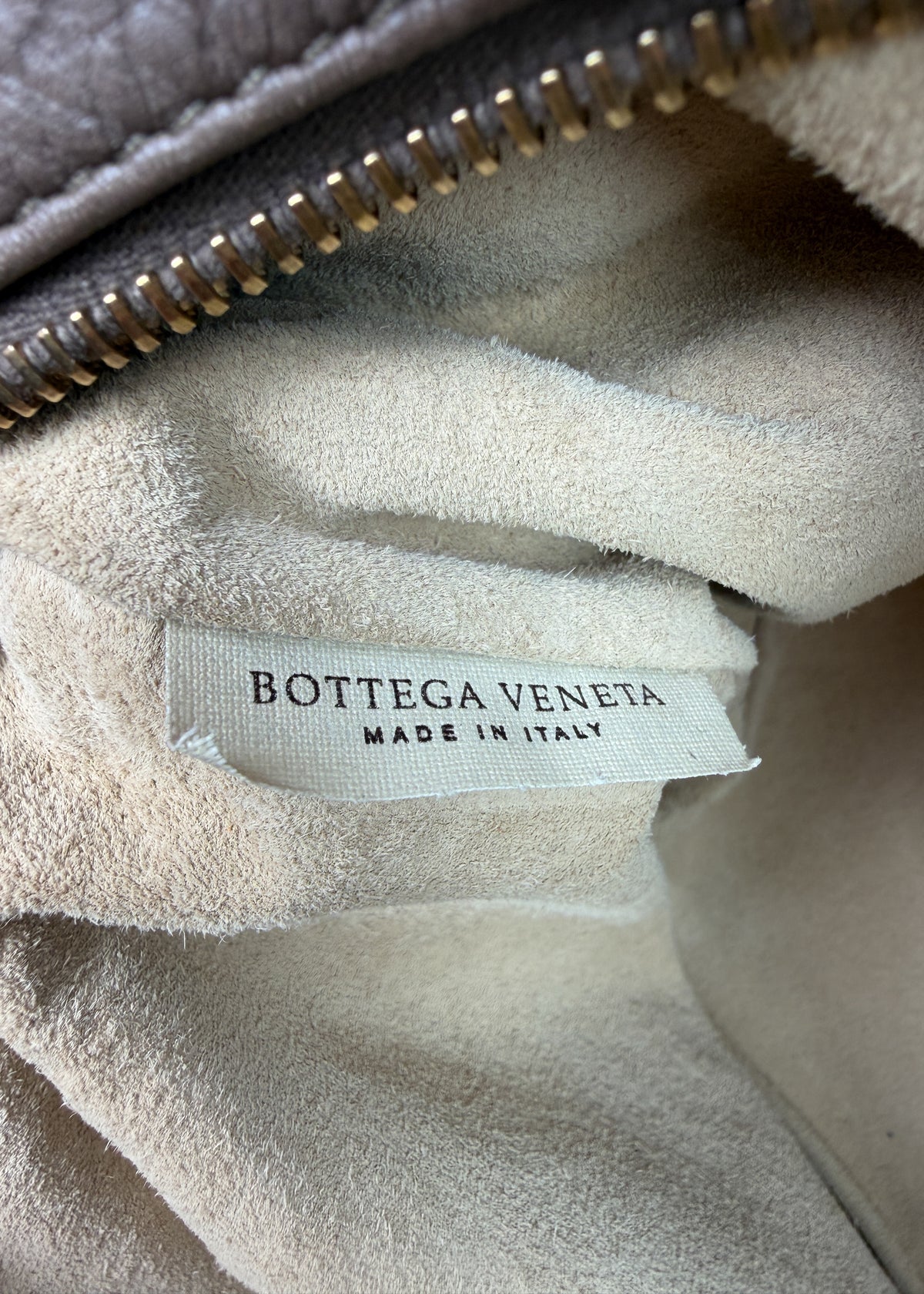 13-bottega-veneta-double-pouch-metka