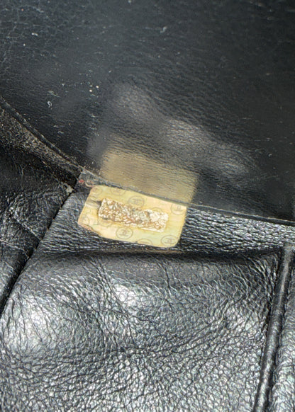 13-chanel-grand-shopping-caviar-sticker