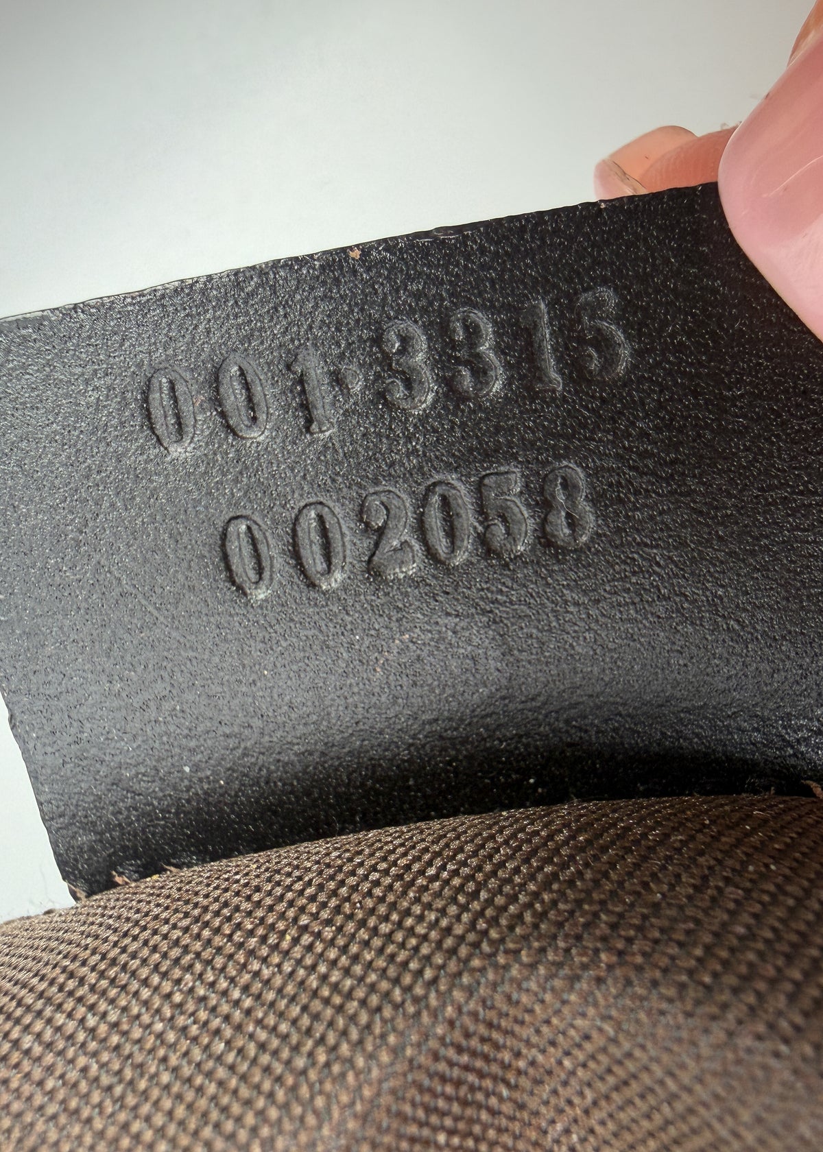 13-gucci-gg-canvas-metka