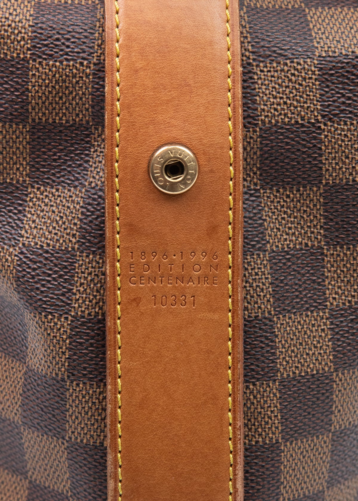 14-louis-vuitton-columbine-limited-edition-zoom-metka