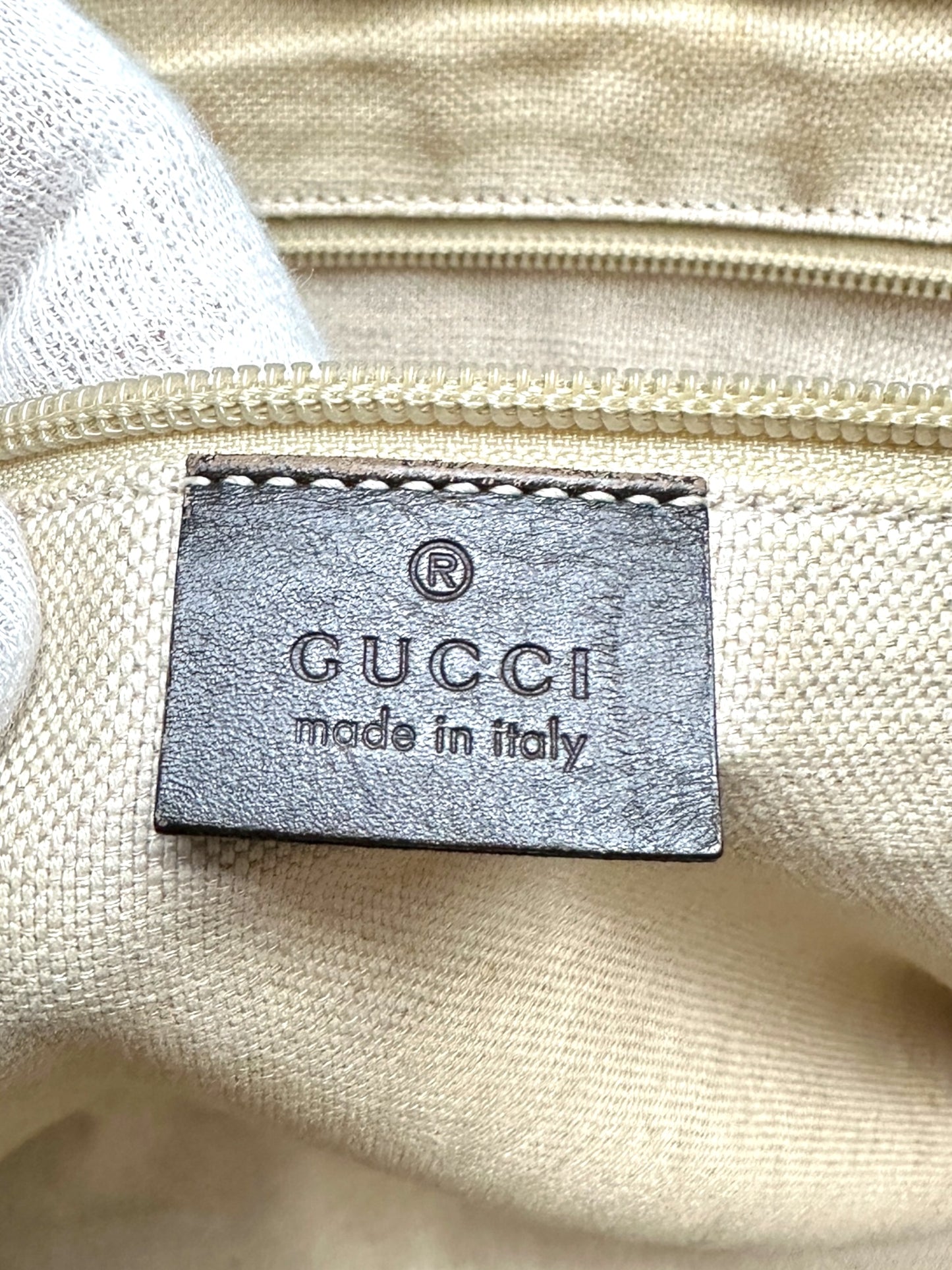Gucci GG supreme
