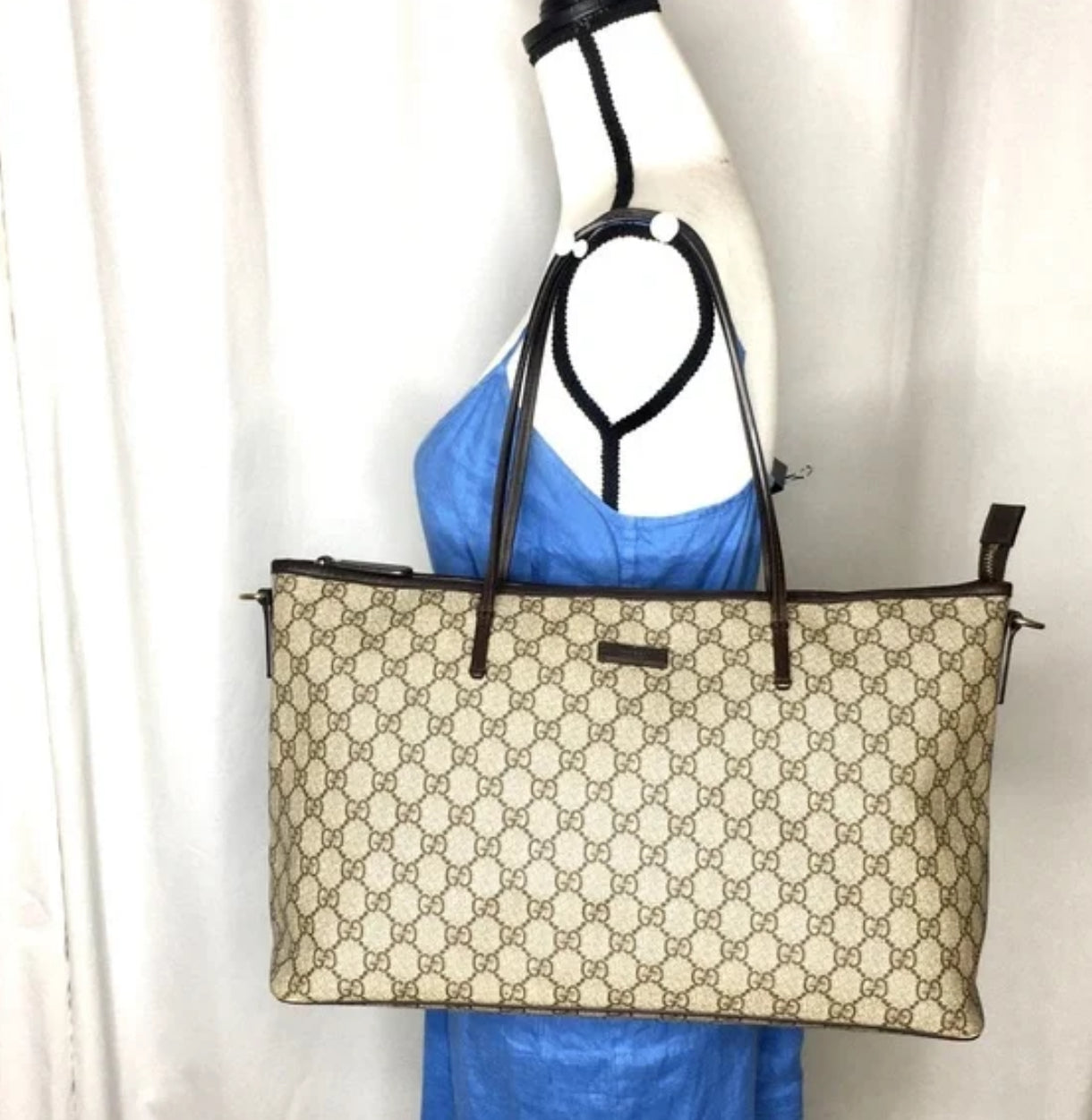 Gucci GG supreme