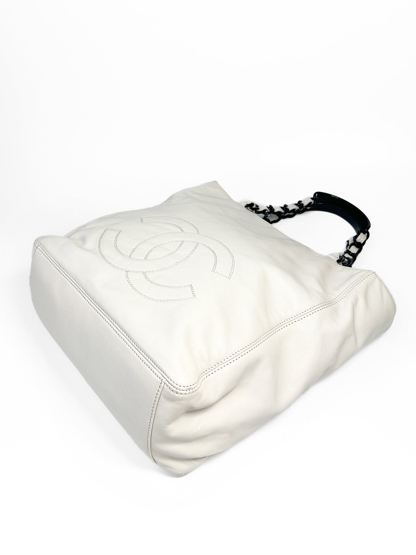 Chanel Chain Tote Bag