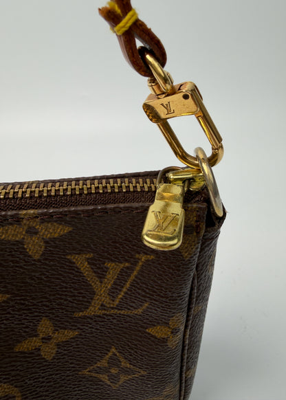 Louis Vuitton Pochette