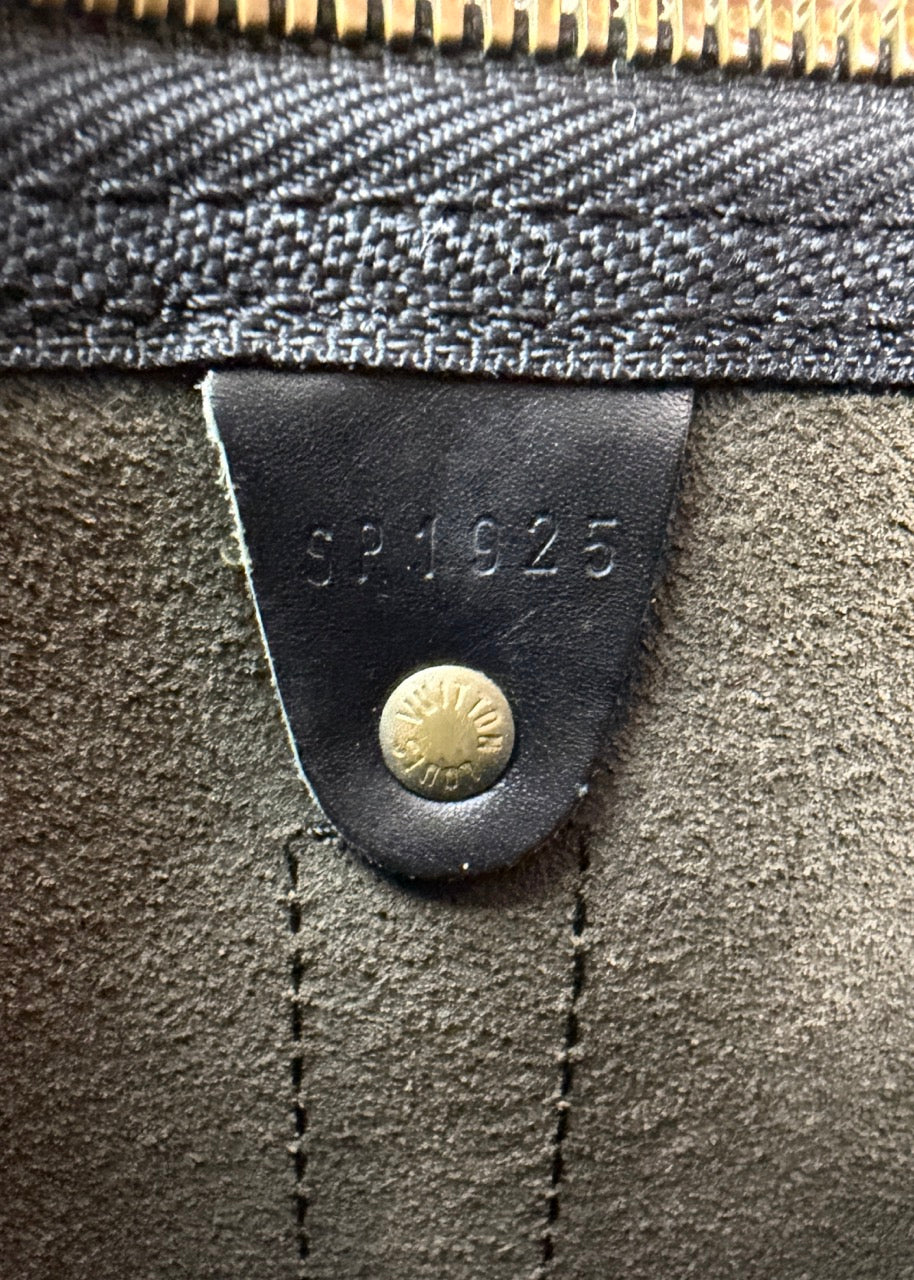Louis Vuitton Keepal Epi Black 50