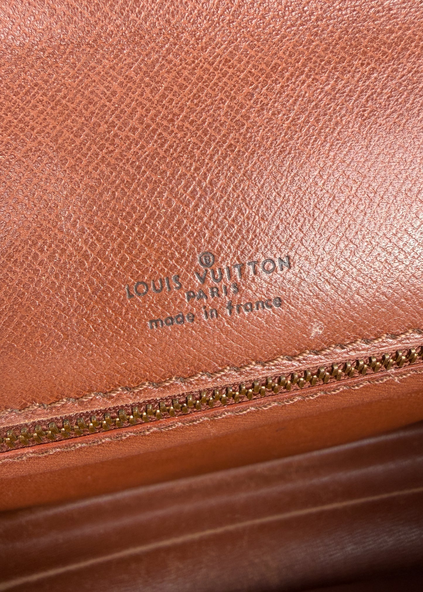 Louis Vuitton Moncenau