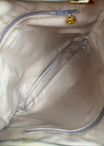 Chanel Shopper