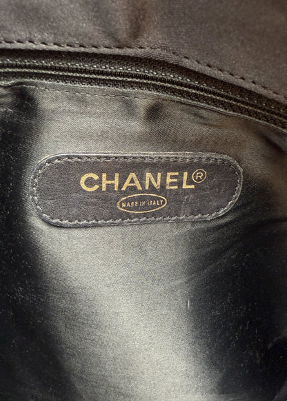 Chanel Vintage Front Pocket Caviar