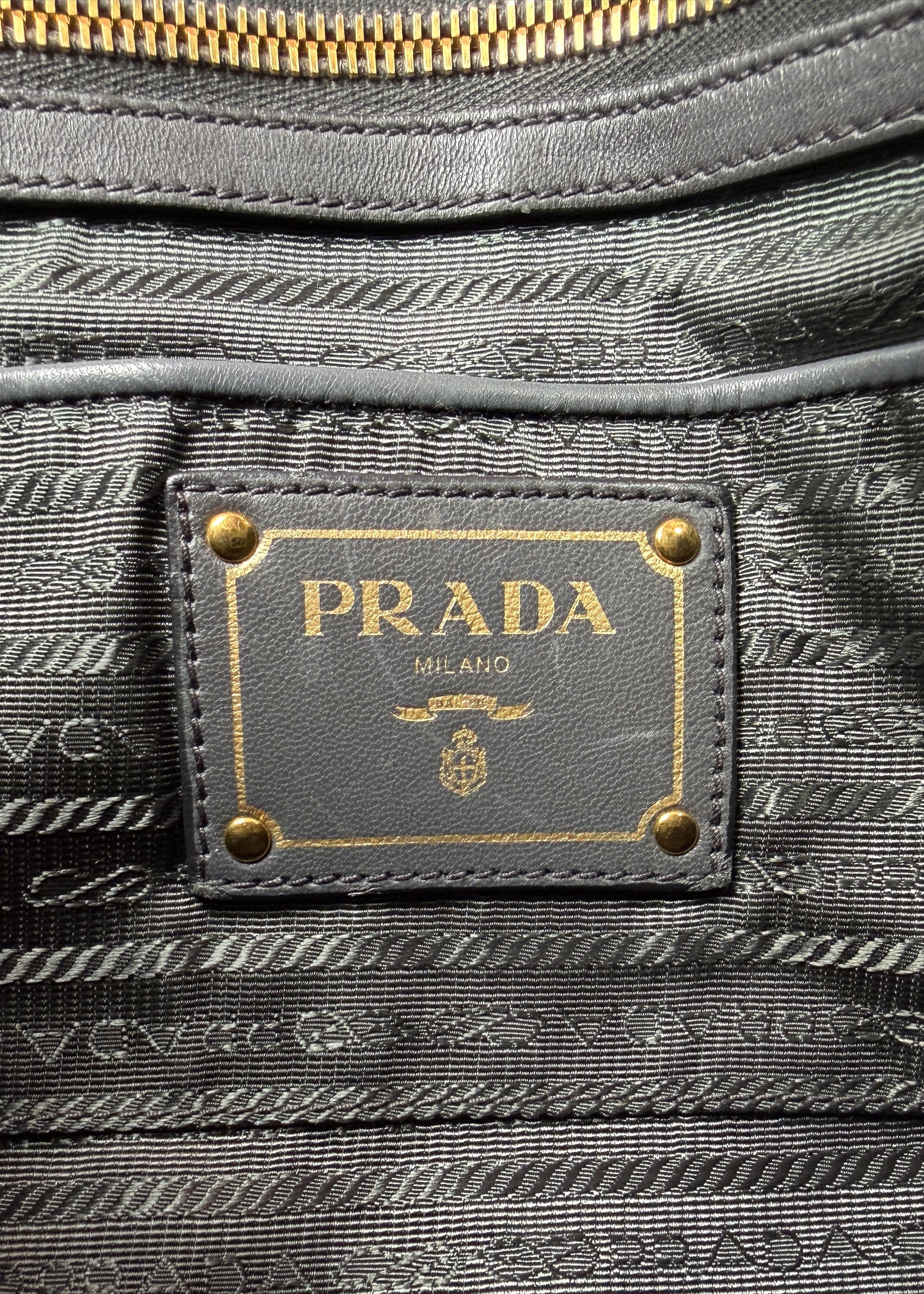 Prada Gaufree Tesutto