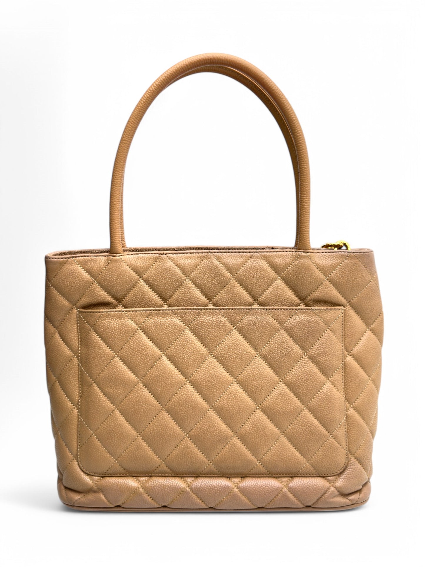 Chanel-Medaillon