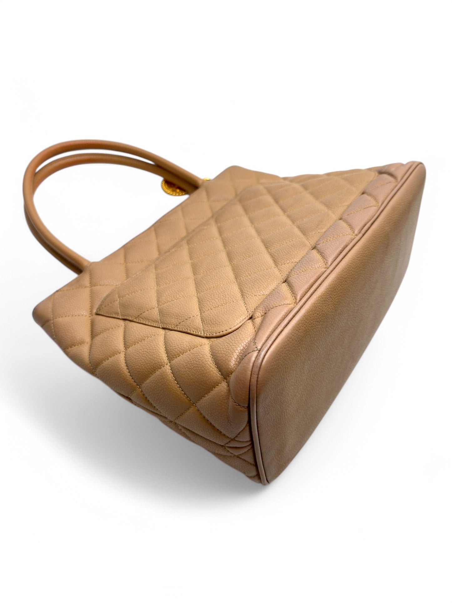 Chanel-Medaillon