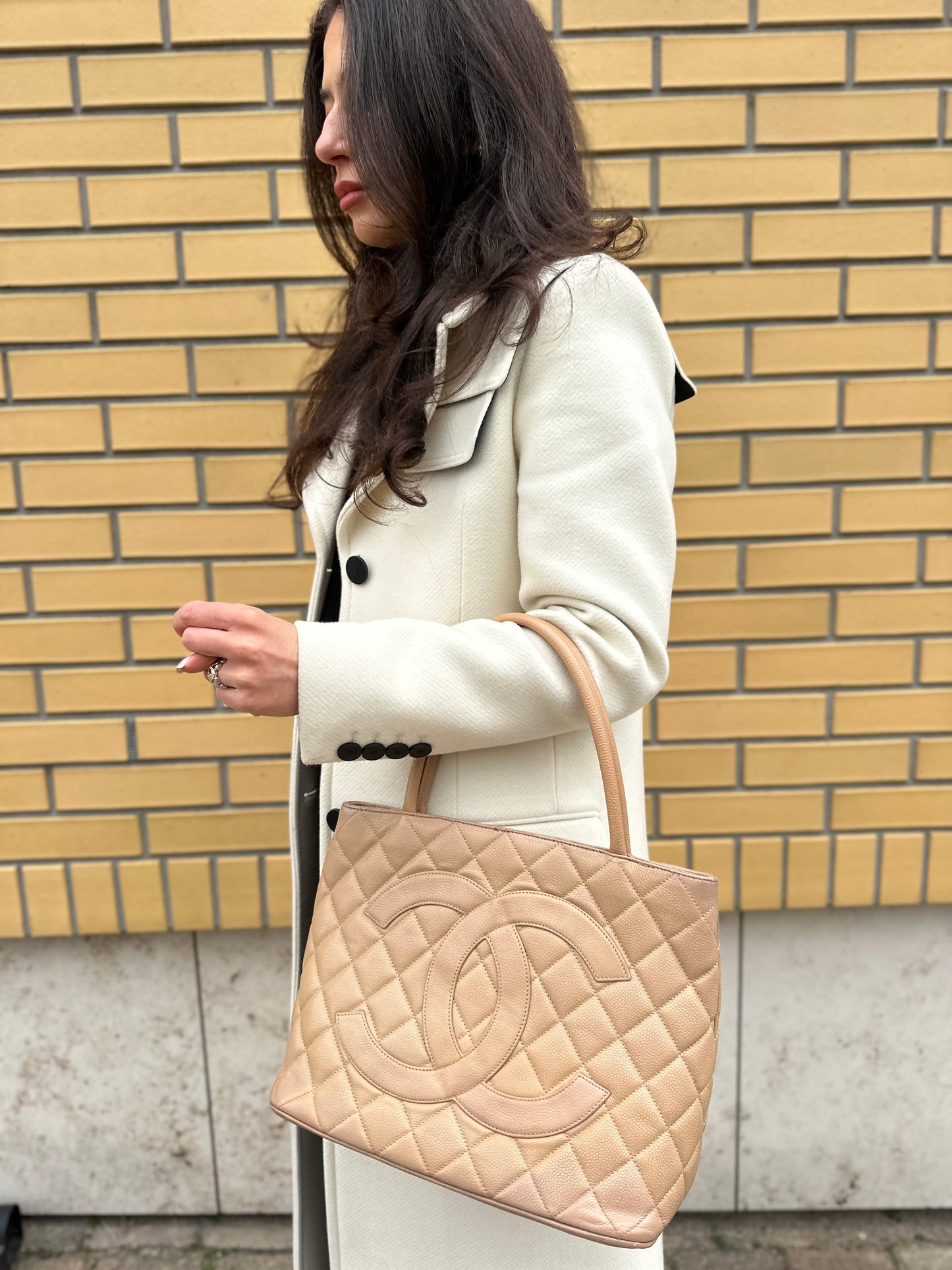 Chanel-Medaillon