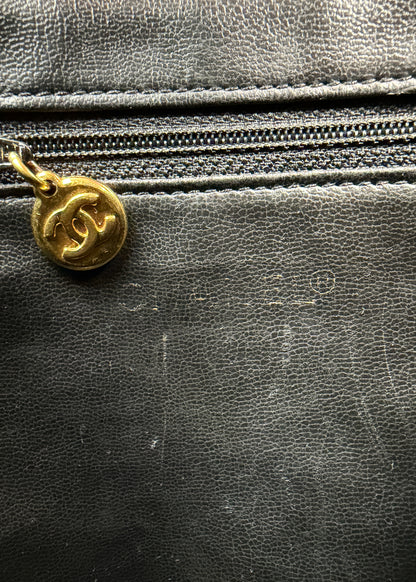 Chanel Caviar Chain Shoulder Bag